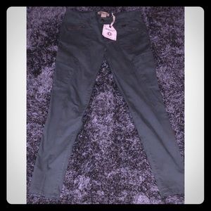 Army green skinny leg pants!